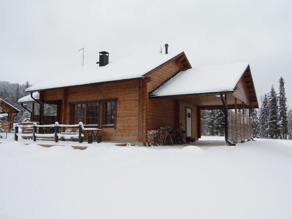 hirsirakennuksetsarajarvi