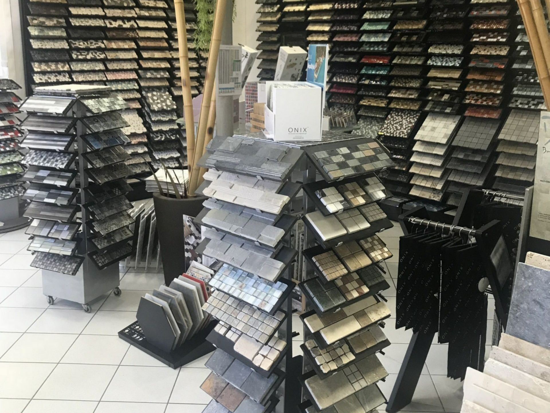 Gamme de carrelage en magasin