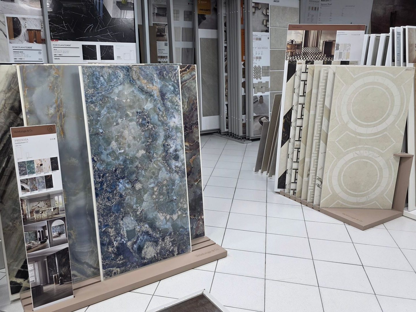 Carrelage grand carreaux