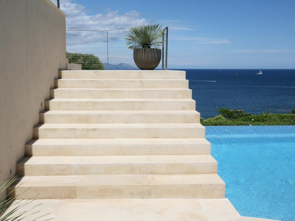 Pierre naturelle escaliers
