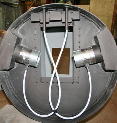 External fresh air distribution in stove base, two separately controllable air positions inside