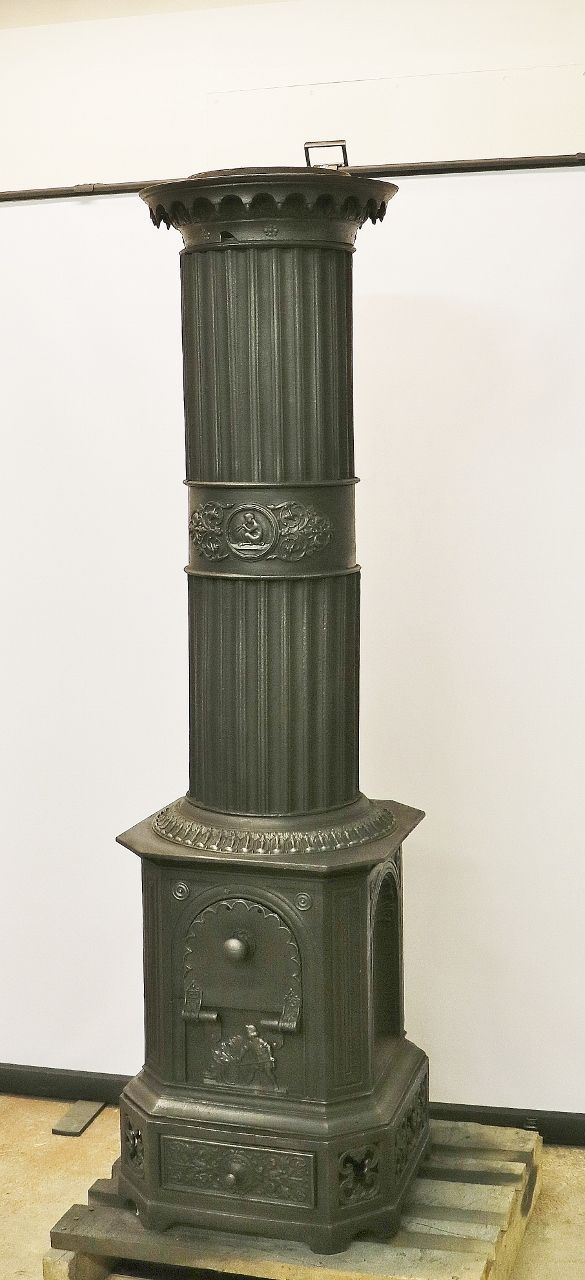 Poêle en fonte n° 2150- Poêle en fonte allemand de la fonderie Hüttenwerk Wasseralfingen