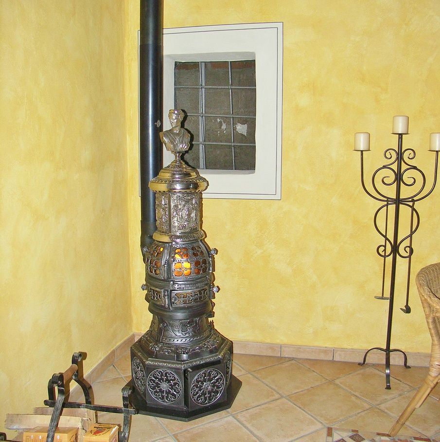 German Diana cast-iron stove No. 0 by Gebrüder Gienanth, Hochstein