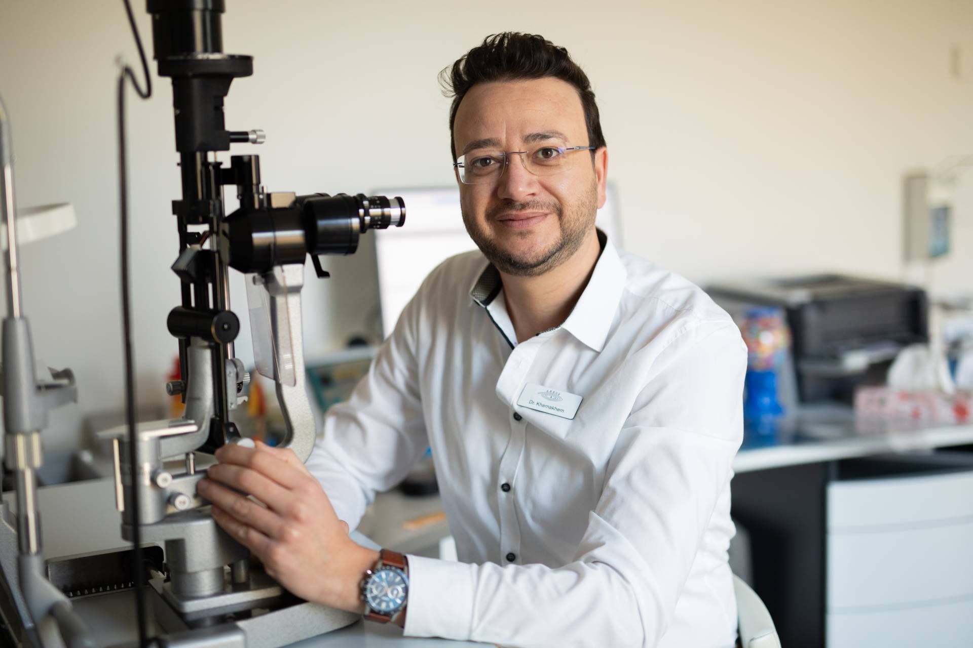 Dr./univ.Sfax. R. Khemakhem