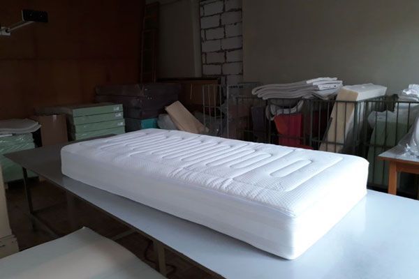 Matratzenhirsch-ökologische Matratzen