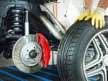 Garage Bochud - Freins et échappement, Batterie, Géométrie