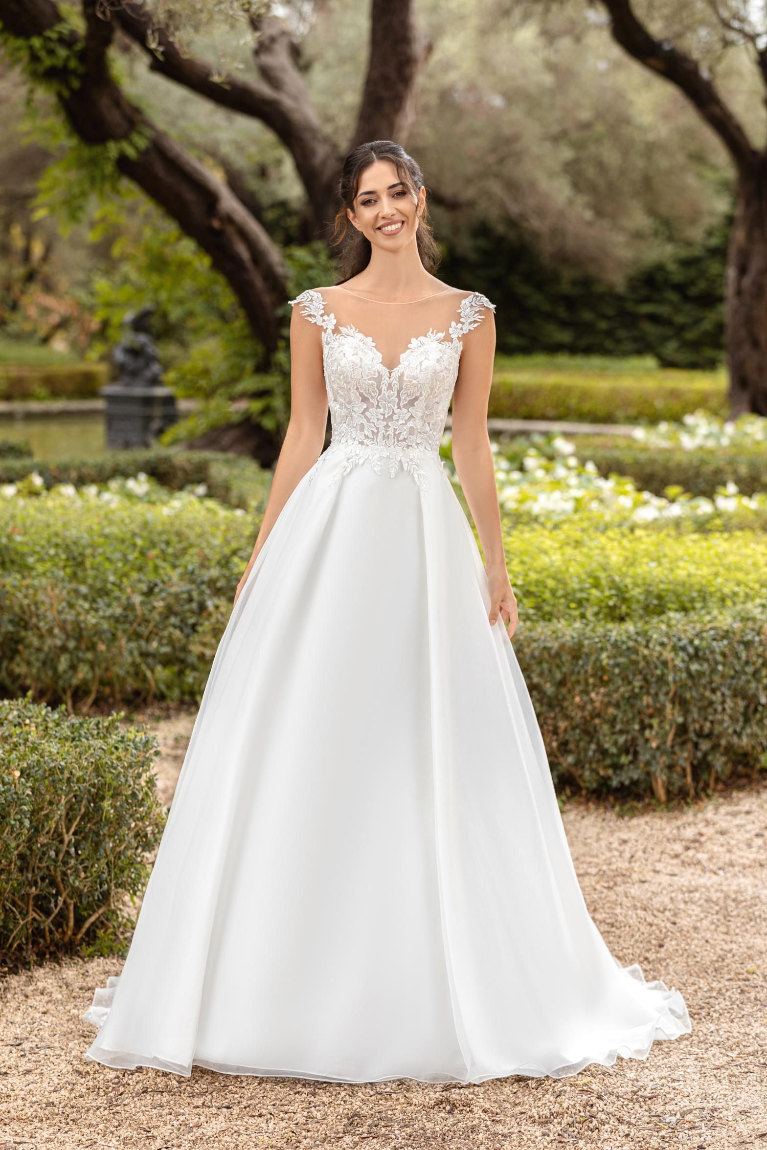 Brautkleid