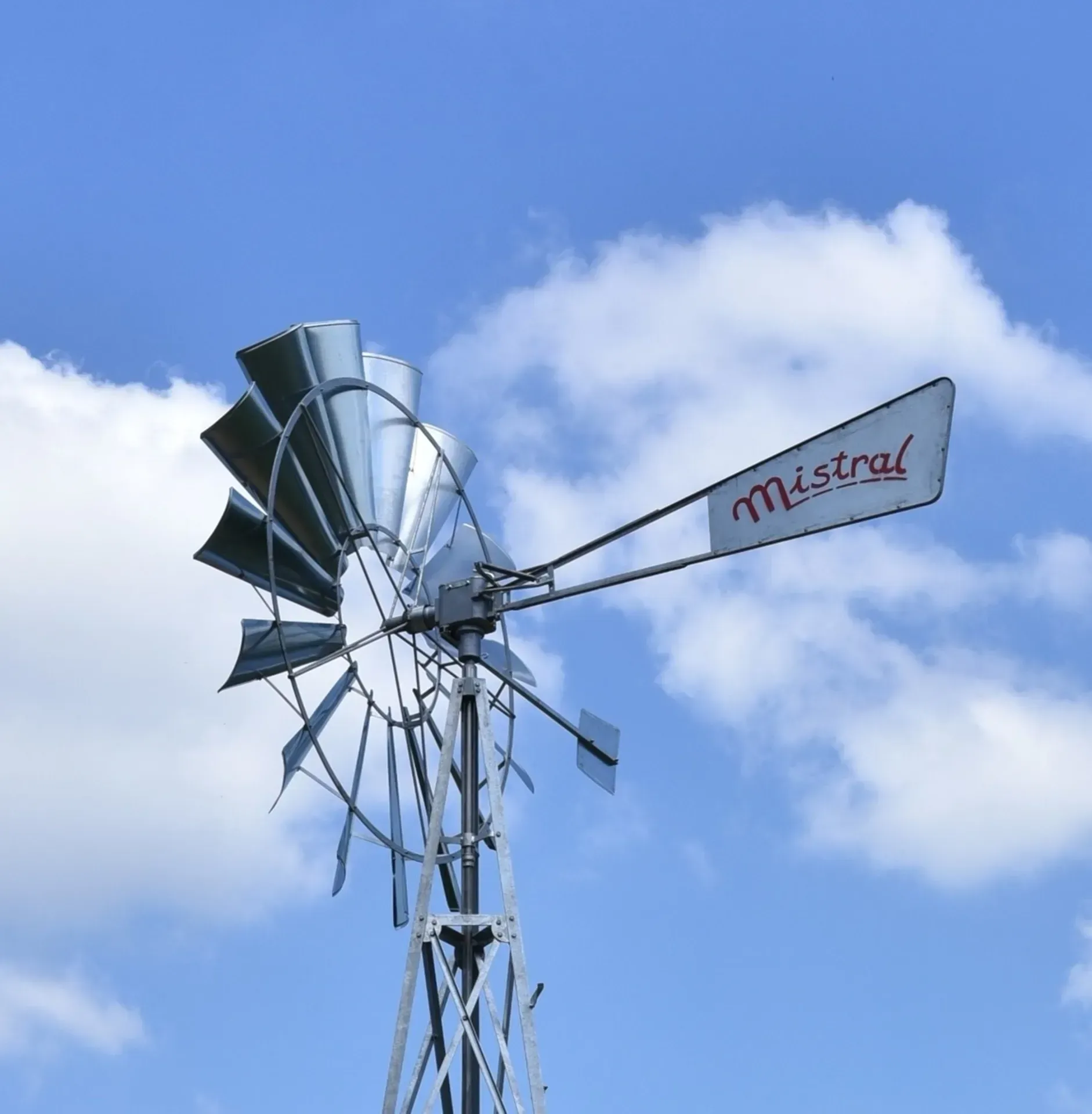 Éolienne de pompage 4