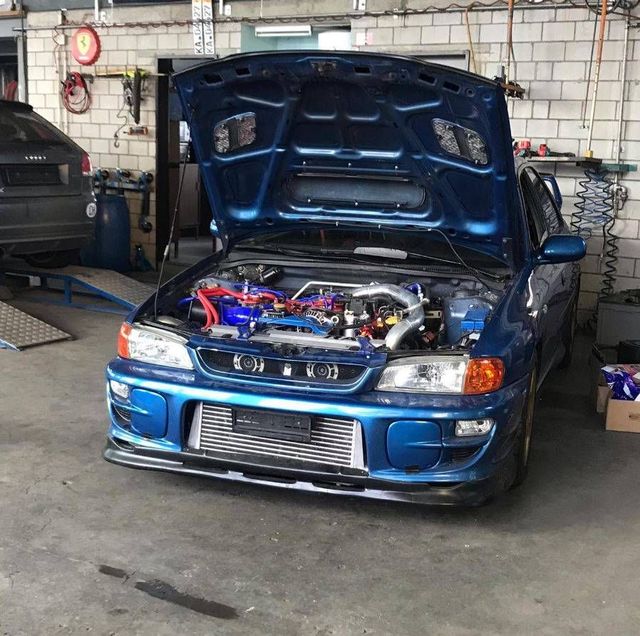 Auto in der Werkstatt