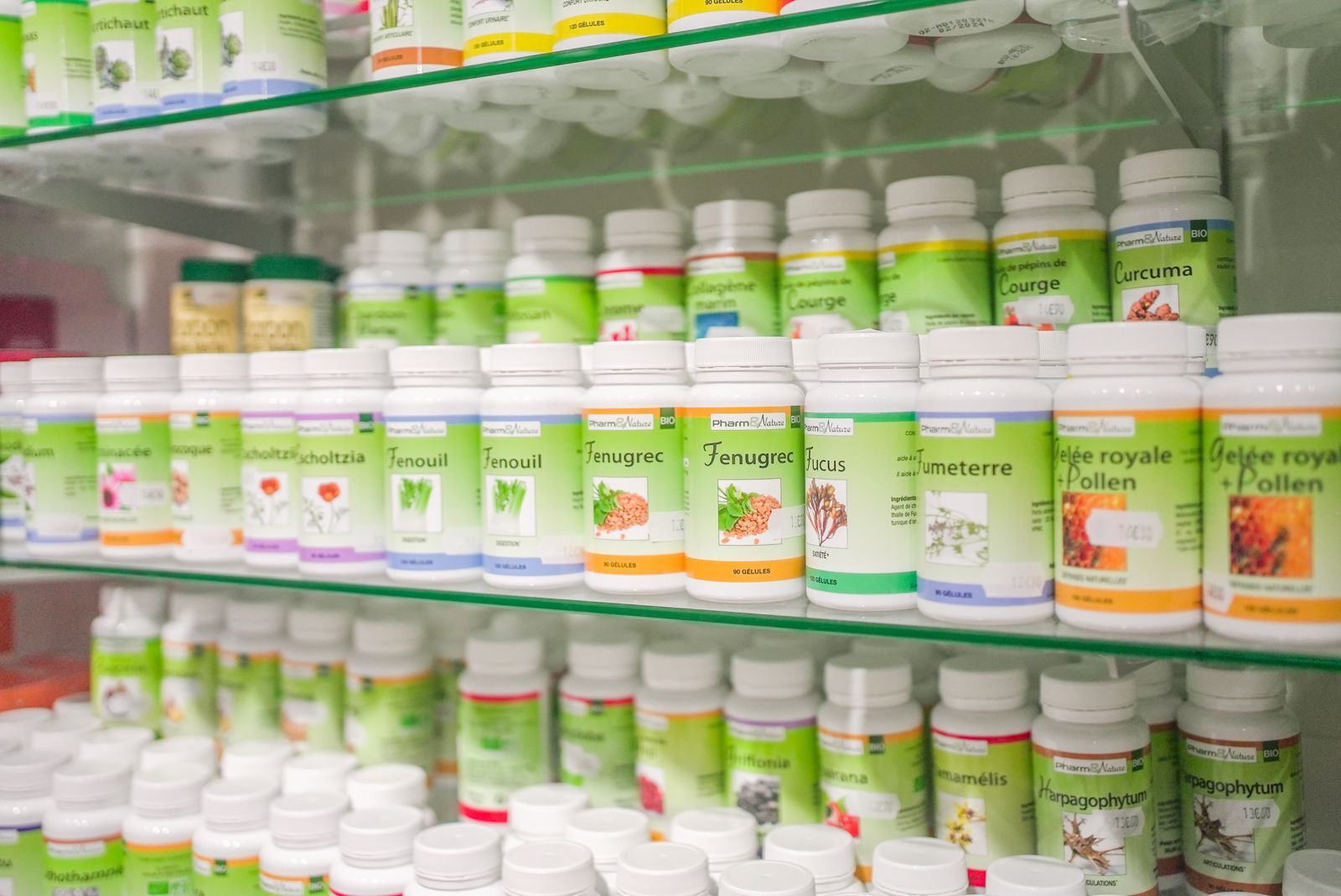 Rayon de pharmacie compléments alimenraires