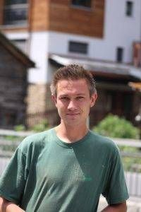 Till Jäger von der Holzprofi Zermatt AG