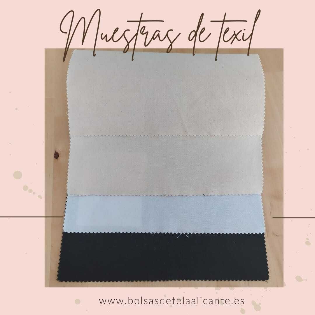 Un trozo de tela que dice muestras de textil.