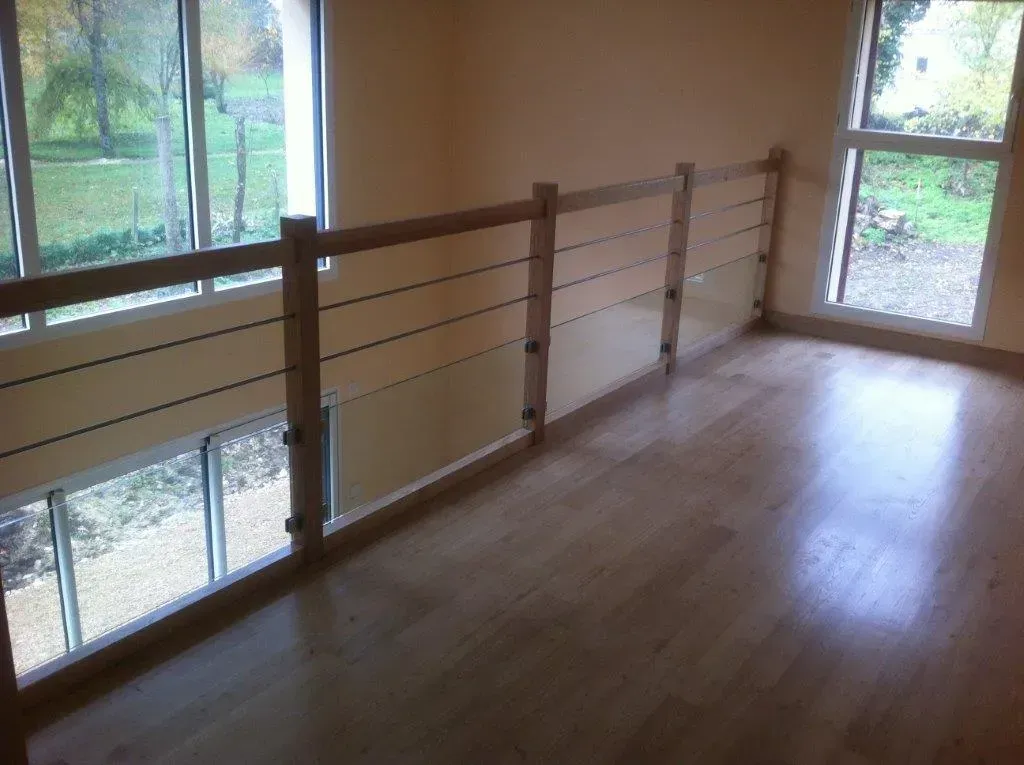 Création d'une mezzanine et de ses garde-corps