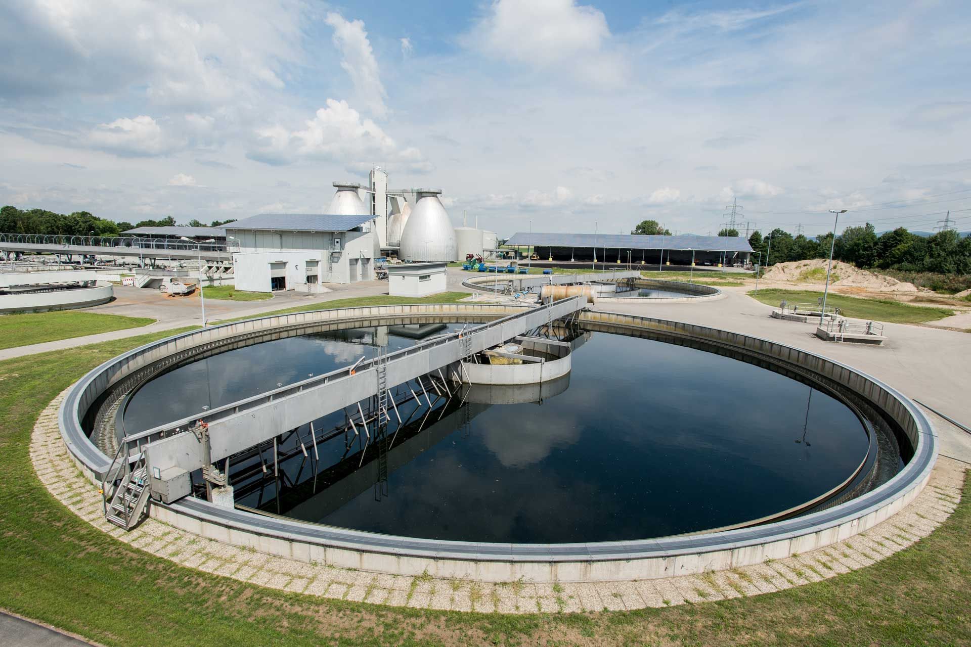 Bassin d'une station d'épuration des eaux