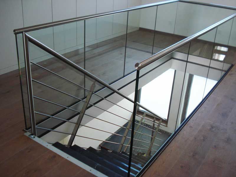 Metallbau Heilmann GmbH, Grettstadt | Slogan Stahlbau, Stahlwasserbau, Tore, Brandschutztüren, Sonderkonstruktionen, Metallbau, Designobjekte, Kunstobjekte