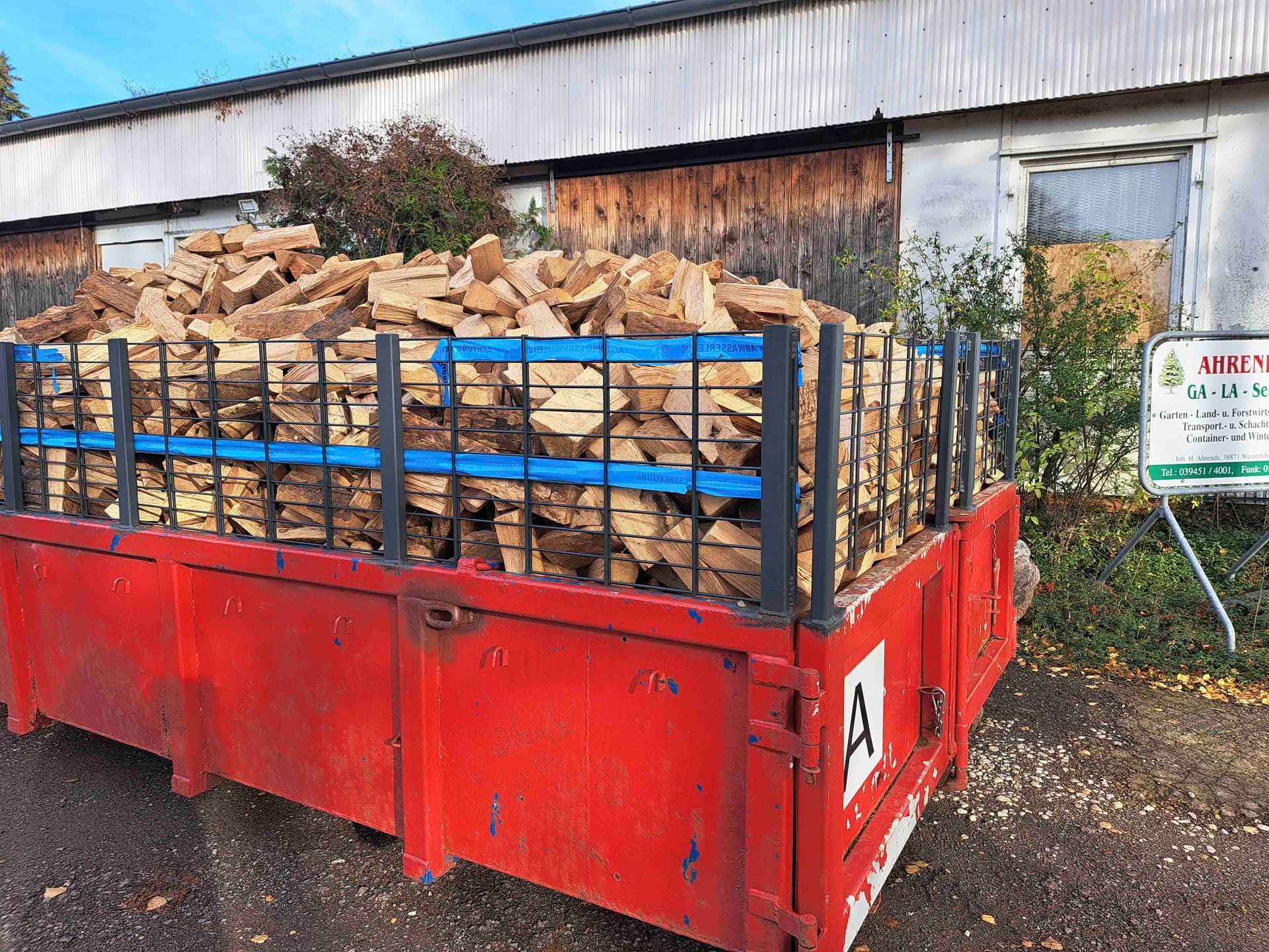 Containerstellungen / Entsorgung Bauschutt / Grünschnitt