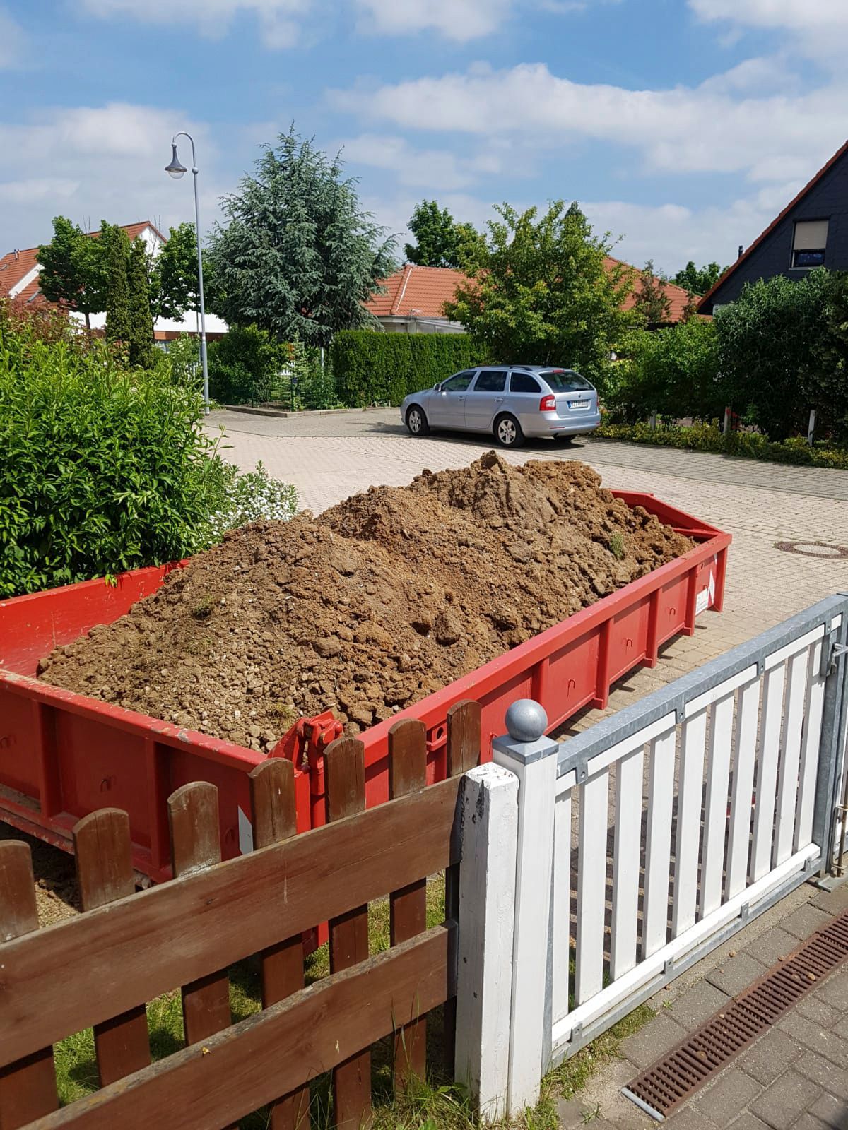 Containerstellungen / Entsorgung Bauschutt / Grünschnitt