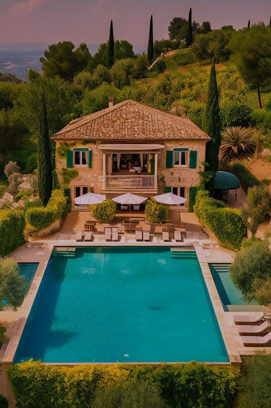 Artisan réparant une tuyauterie