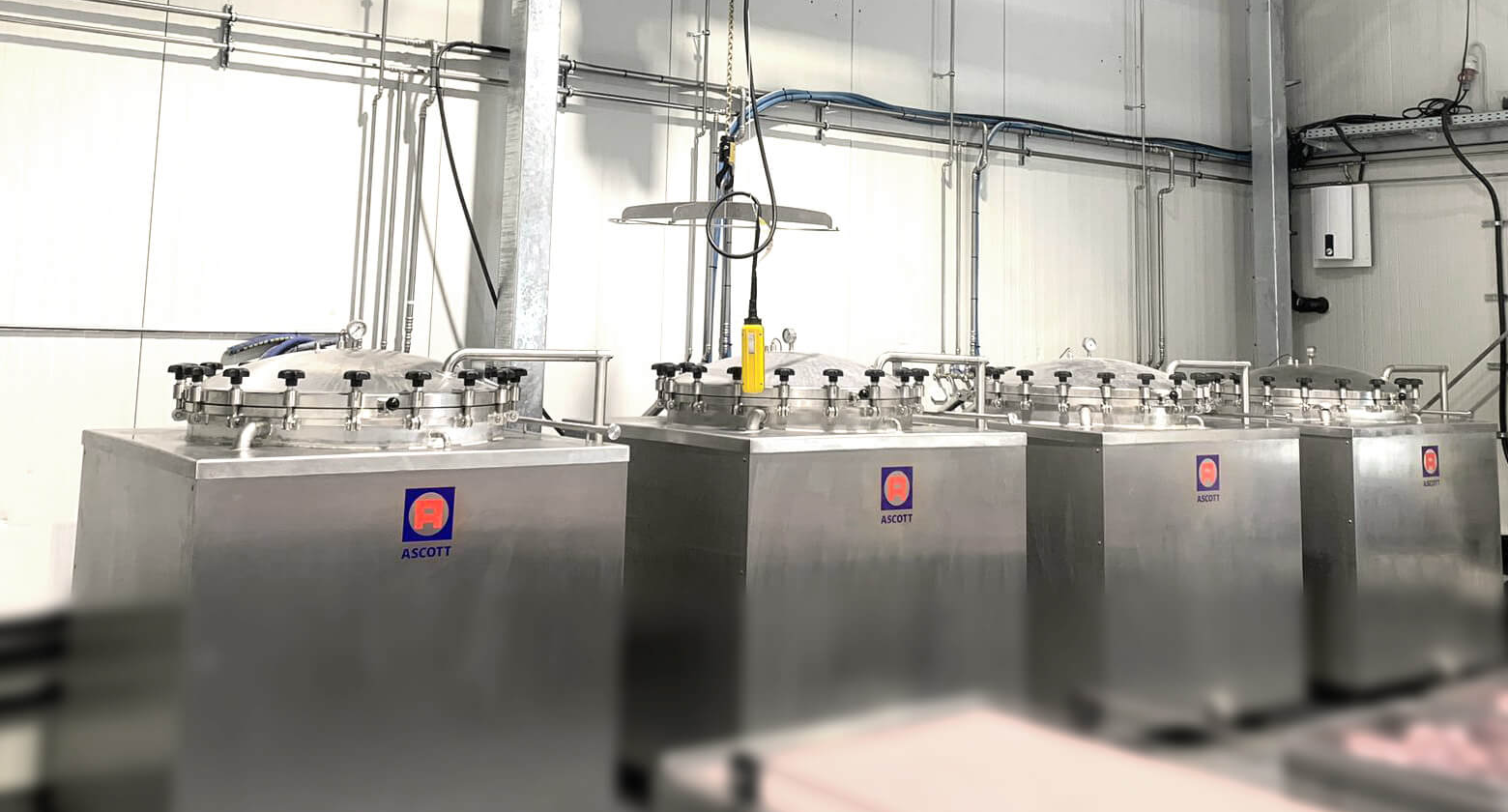 Moderne Autoklaven sterilisieren Gläser mit Lebensmitteln zuverlässig.