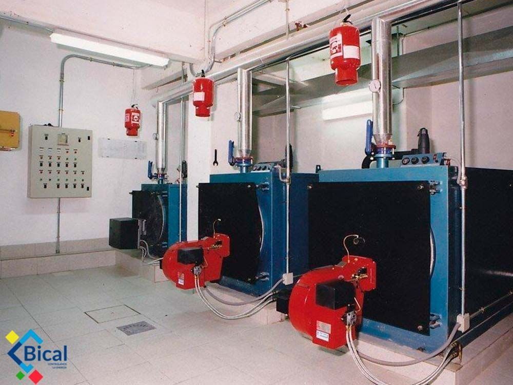 Una habitación con un logotipo bical en la pared.