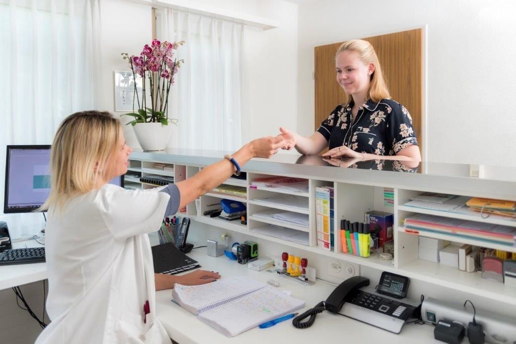 Empfang-Arztpraxis Klenecky