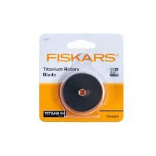 Cuchilla giratoria de titanio recta Fiskars