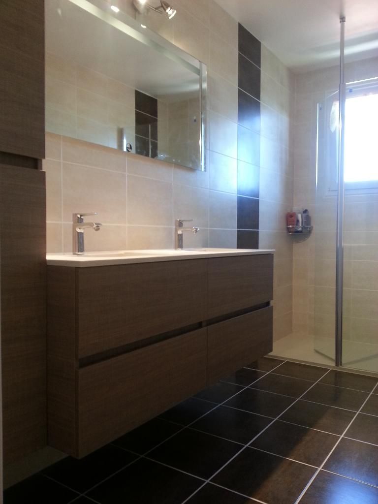 Nouveaux meubles de salle de bains