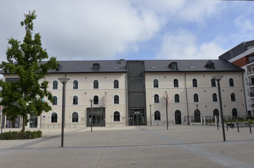 Façade d'un musé