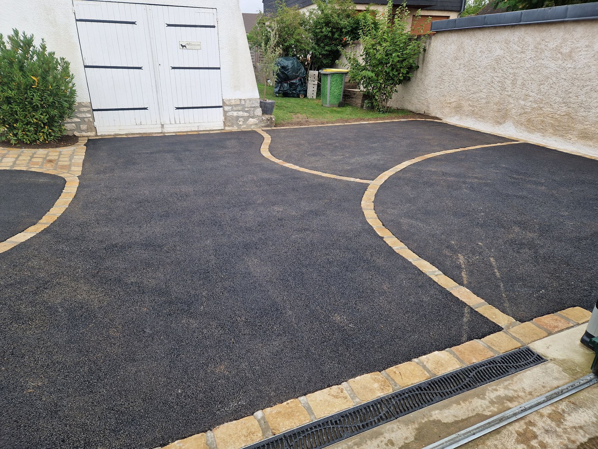 Allée de maison finalisée