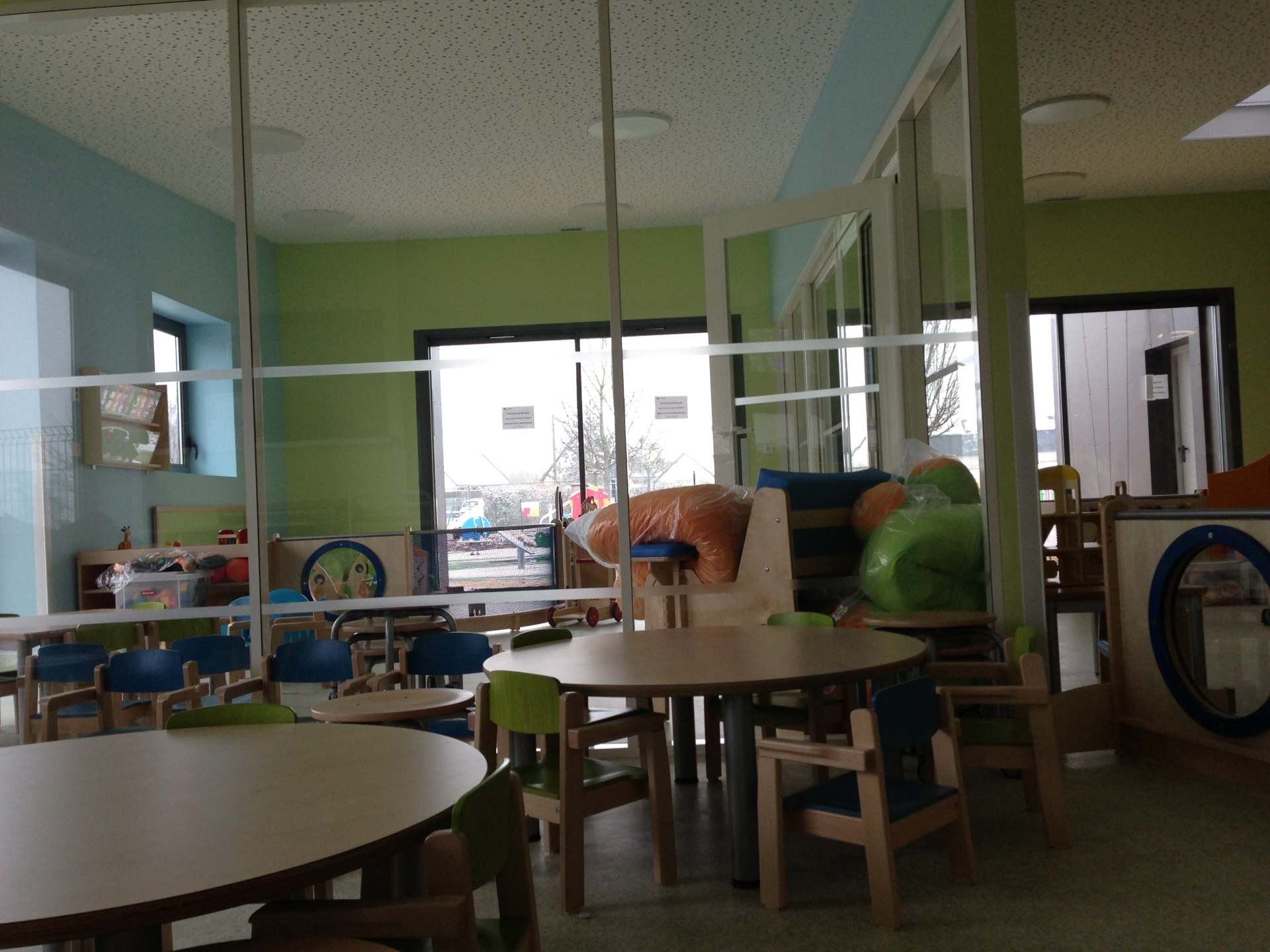 Cloisons et murs verts