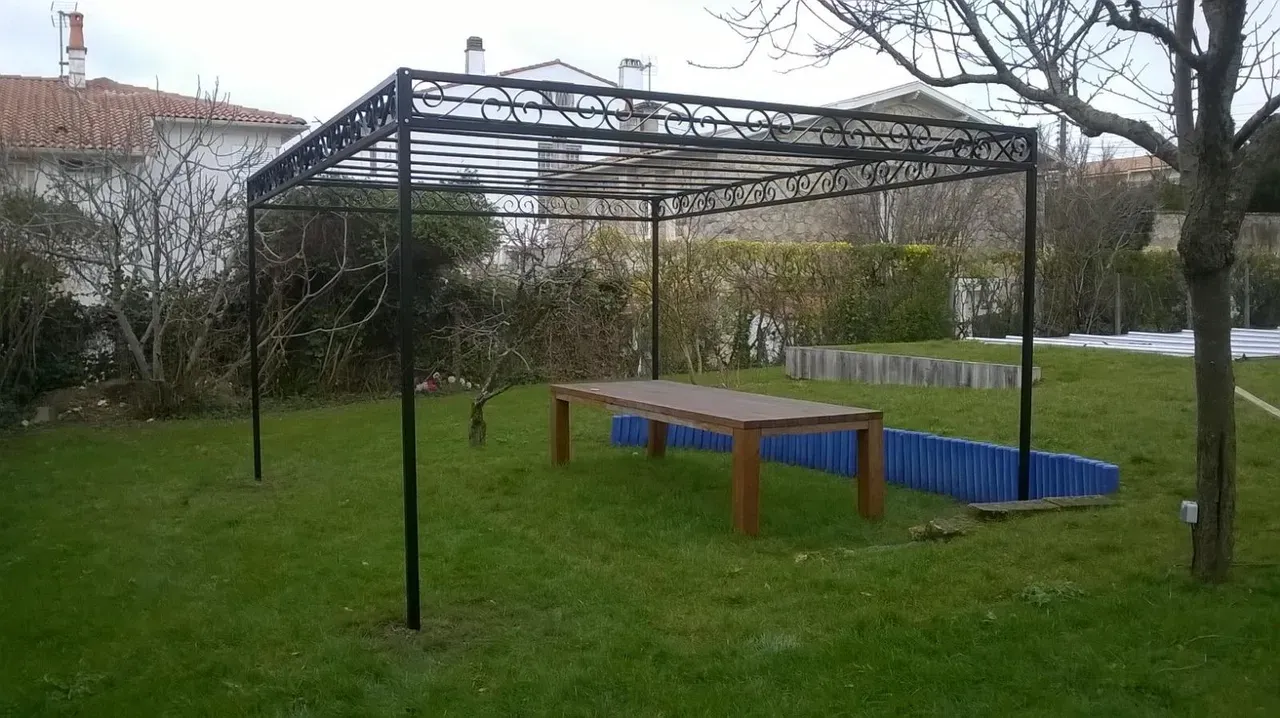 Menuiserie métallique