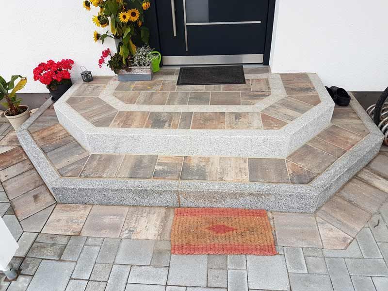 DHK-Bau GmbH & Co. KG, Hasenlohe 9, Neustadt a. d. Aisch, Pflasterarbeiten, Gartengestaltung, Gartenbau, Natursteintreppen, Hofgestaltung