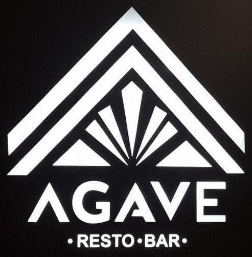 Un logotipo en blanco y negro para el restaurante Agave.