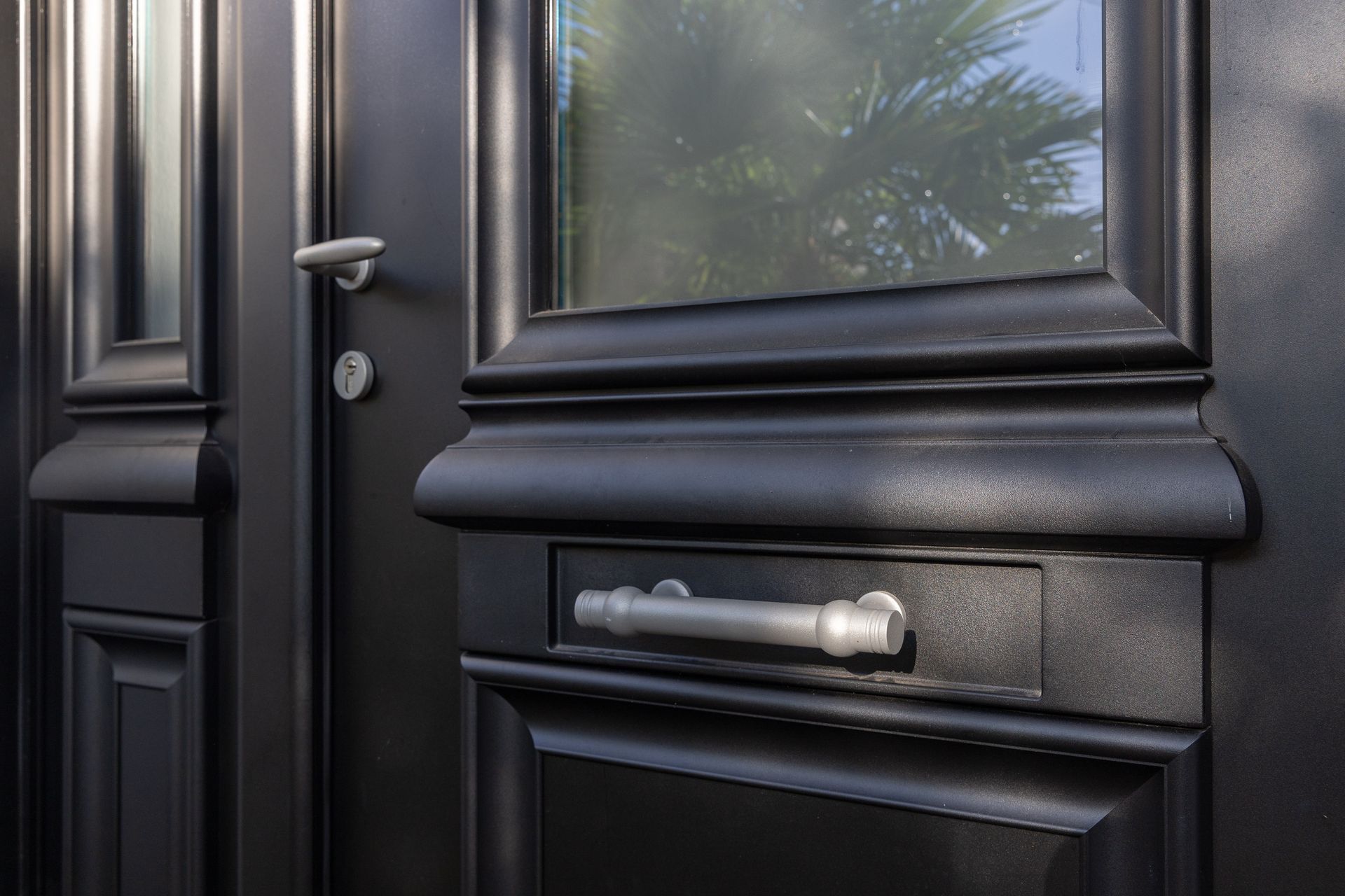 Focus sur fenêtre et porte vitrée - 2