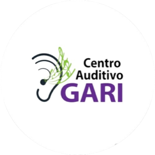Un logotipo para el Centro Auditivo Gari con la imagen de una oreja.