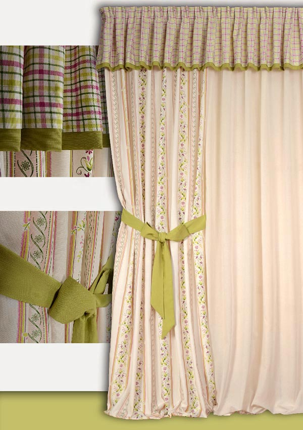 Eine Nahaufnahme von einem Paar Vorhänge mit grünem Rand