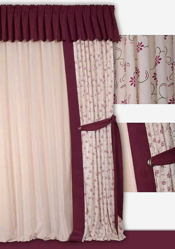 Ein Paar weiße Vorhänge mit burgunderfarbenem Rand