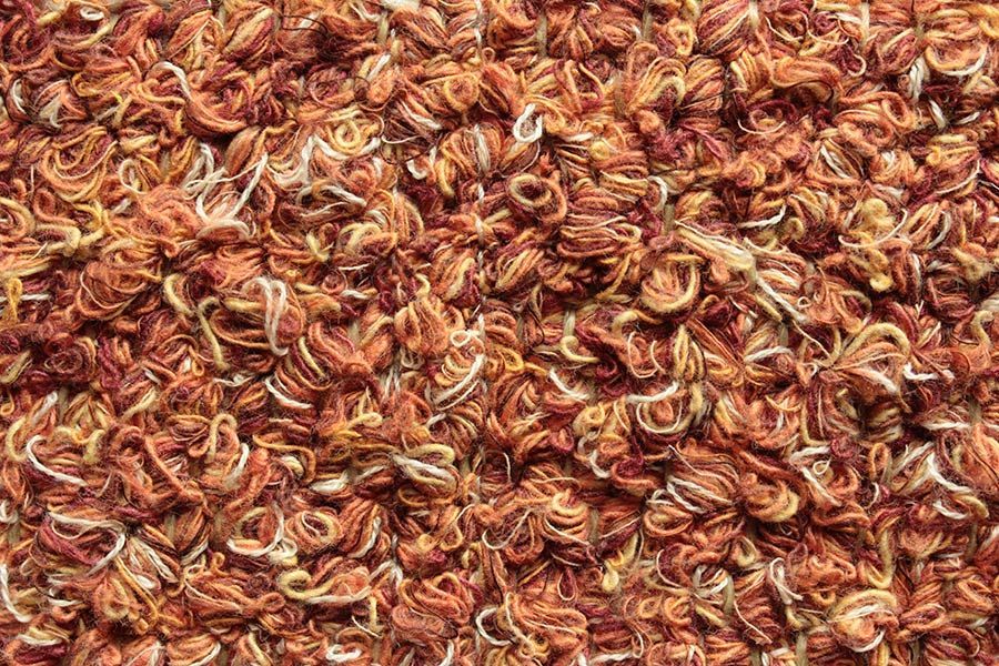 Eine Nahaufnahme eines Haufens getrockneter Blumen.