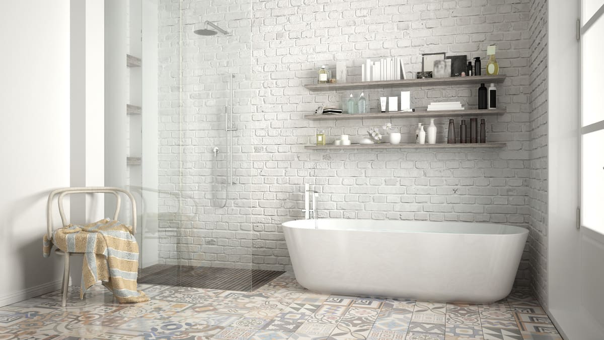 Magnifique salle de bains avec baignoire sabot et douche italienne