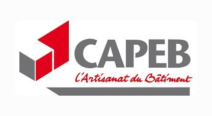 Logo de CAPEB (Building Craft), texte gris et graphisme rouge et gris de blocs de construction.