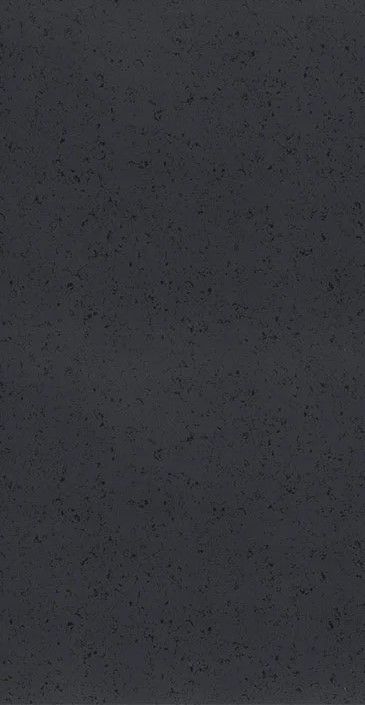 Un primer plano de una encimera de granito negro.