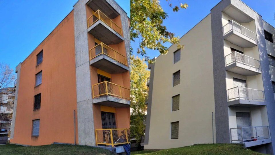 Une photo avant et après d'un bâtiment avec balcons.