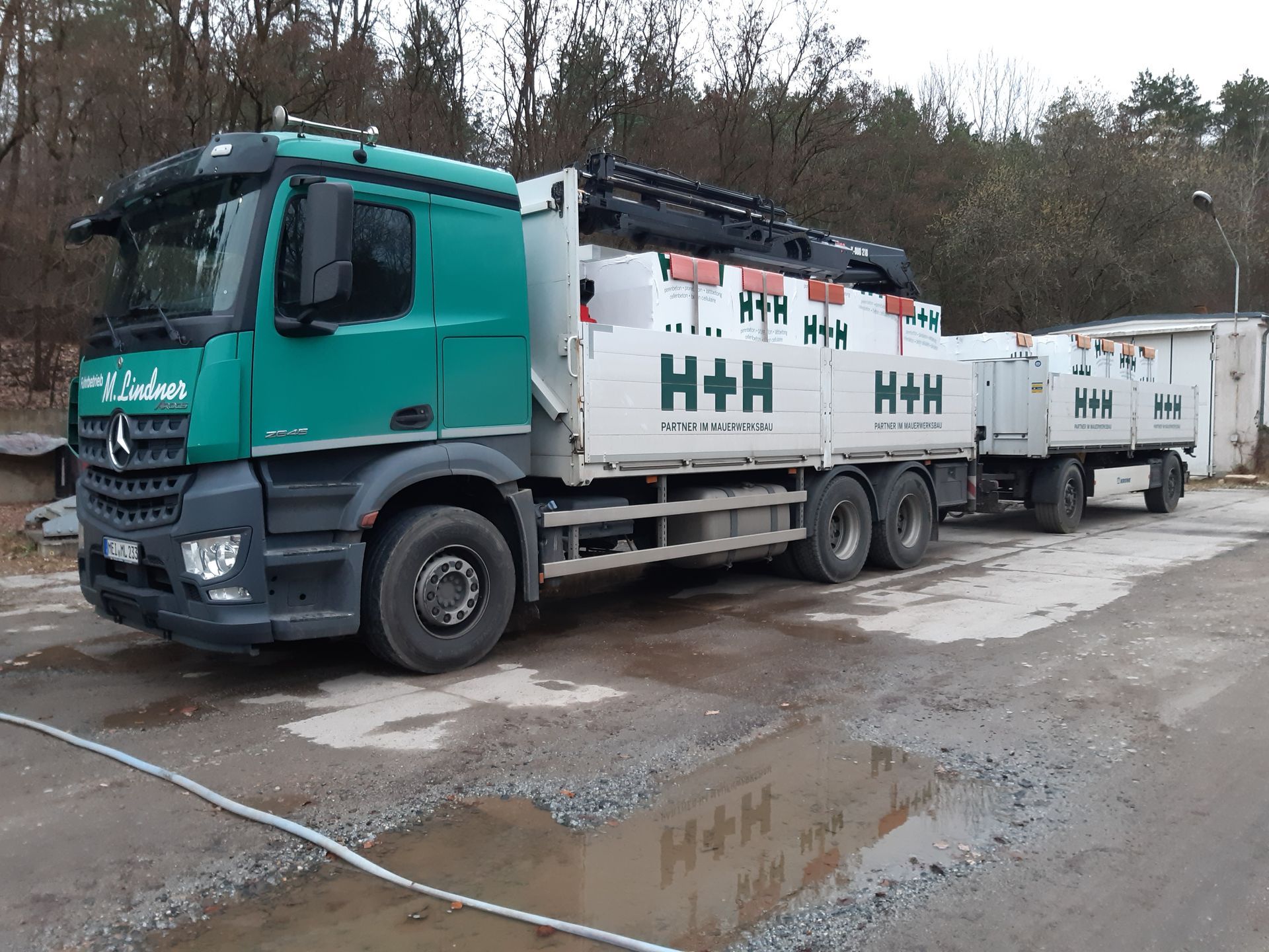 Lindner Transport OHG, Ladekranfahrzeug