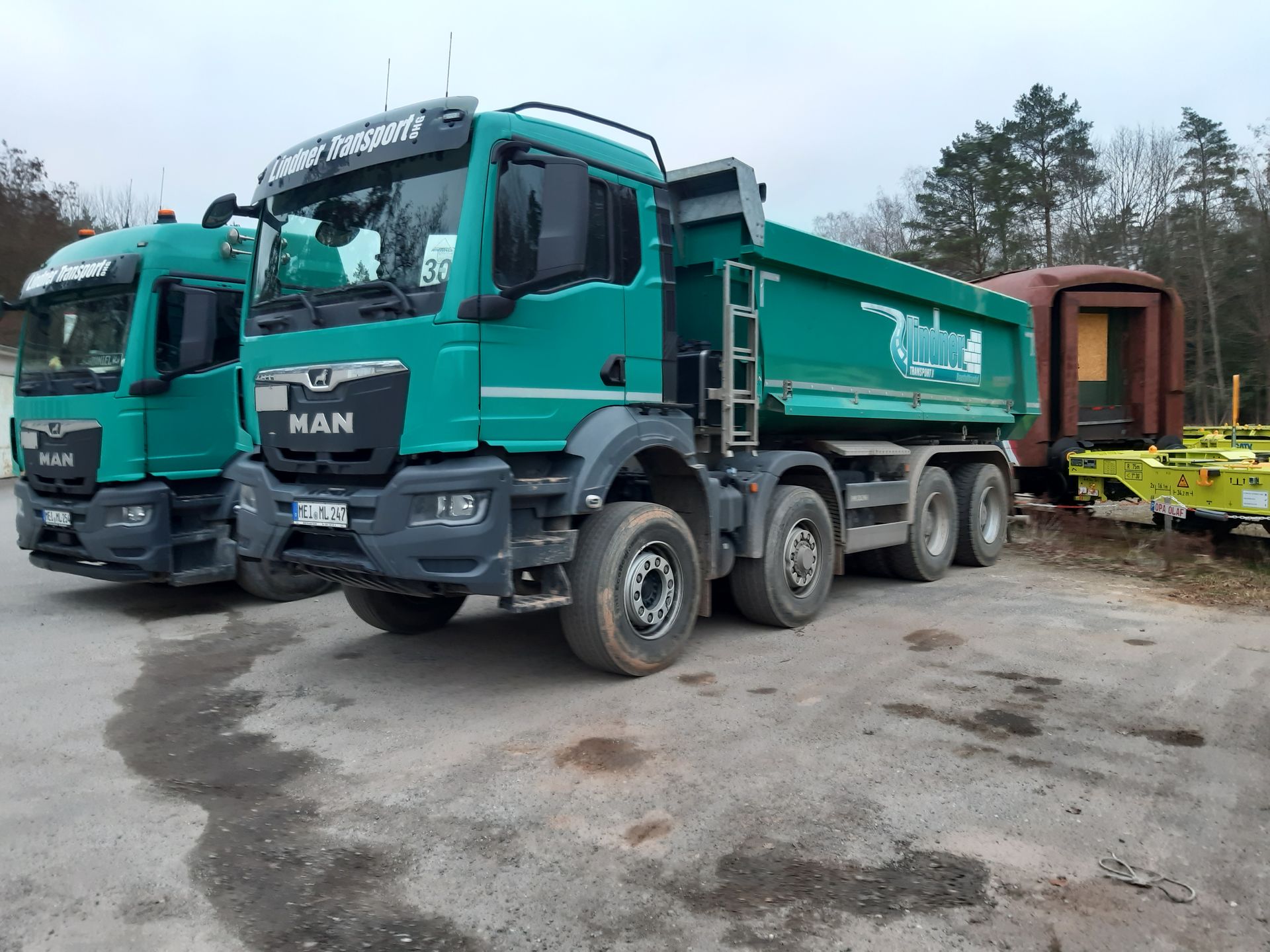 Lindner Transport OHG, 4-Achs-Kipper