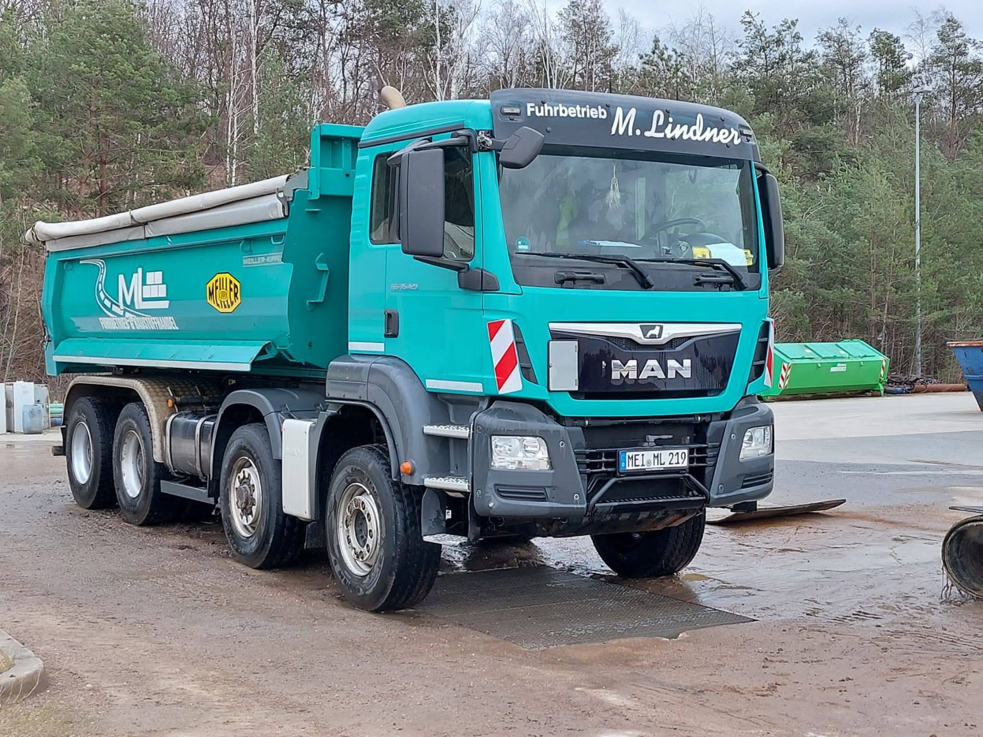 Lindner Transport OHG, 4-Achs-Kipper