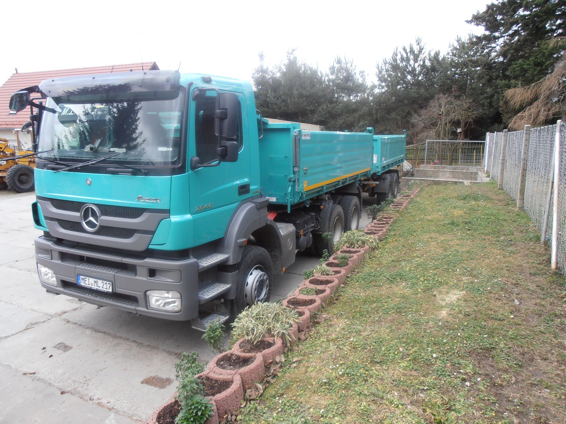 Lindner Transport OHG, 3-Achs-Kipper