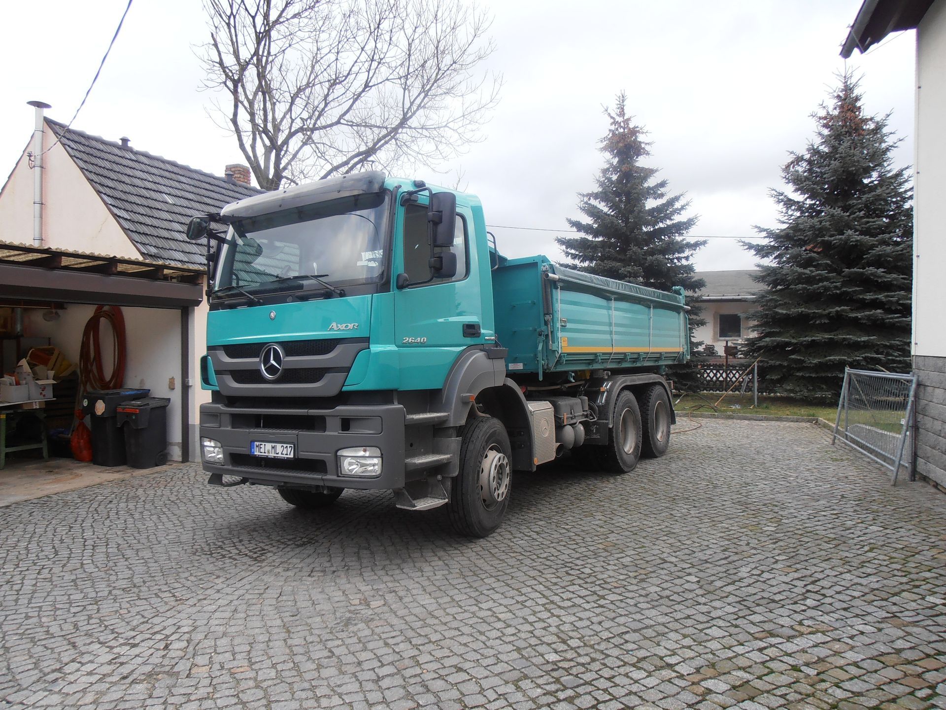Lindner Transport OHG, 3-Achs-Kipper