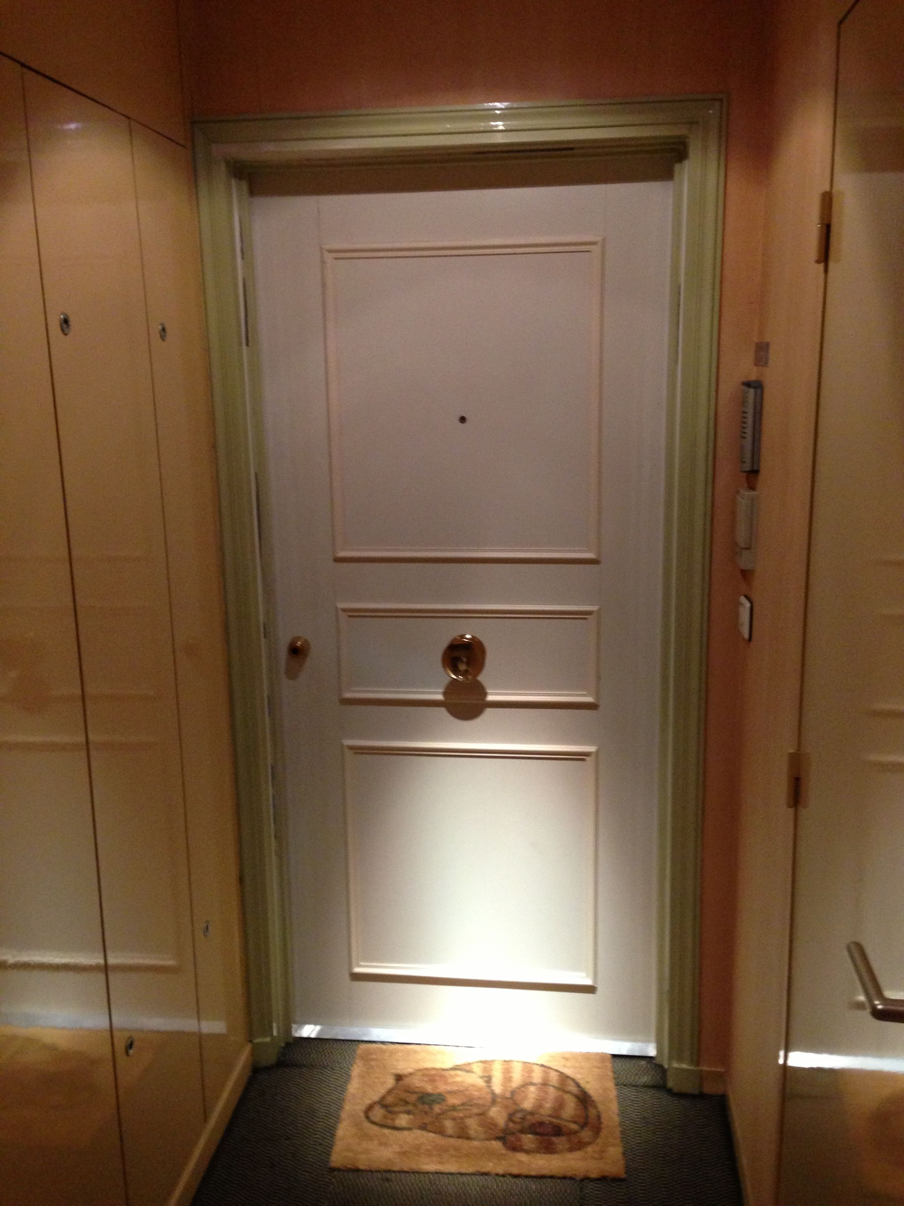 Porte appartement blanche