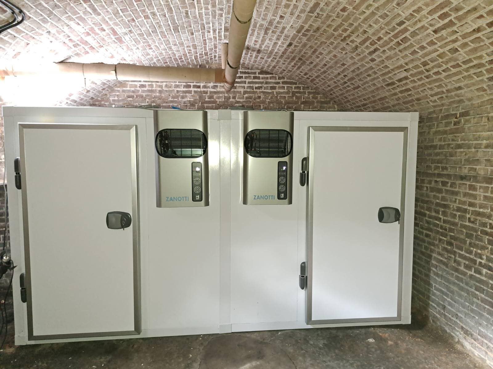 Deux chambres froides côte à côte
