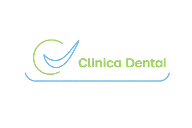 Logotipo de "Clínica Dental", verde y azul dentro de una forma redondeada, con texto.
